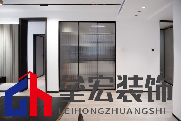 142㎡現(xiàn)代簡(jiǎn)約丨 黑白格調(diào)下的溫柔空間！