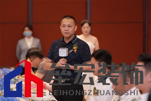富軒全屋門(mén)窗董事長(zhǎng)李昌安