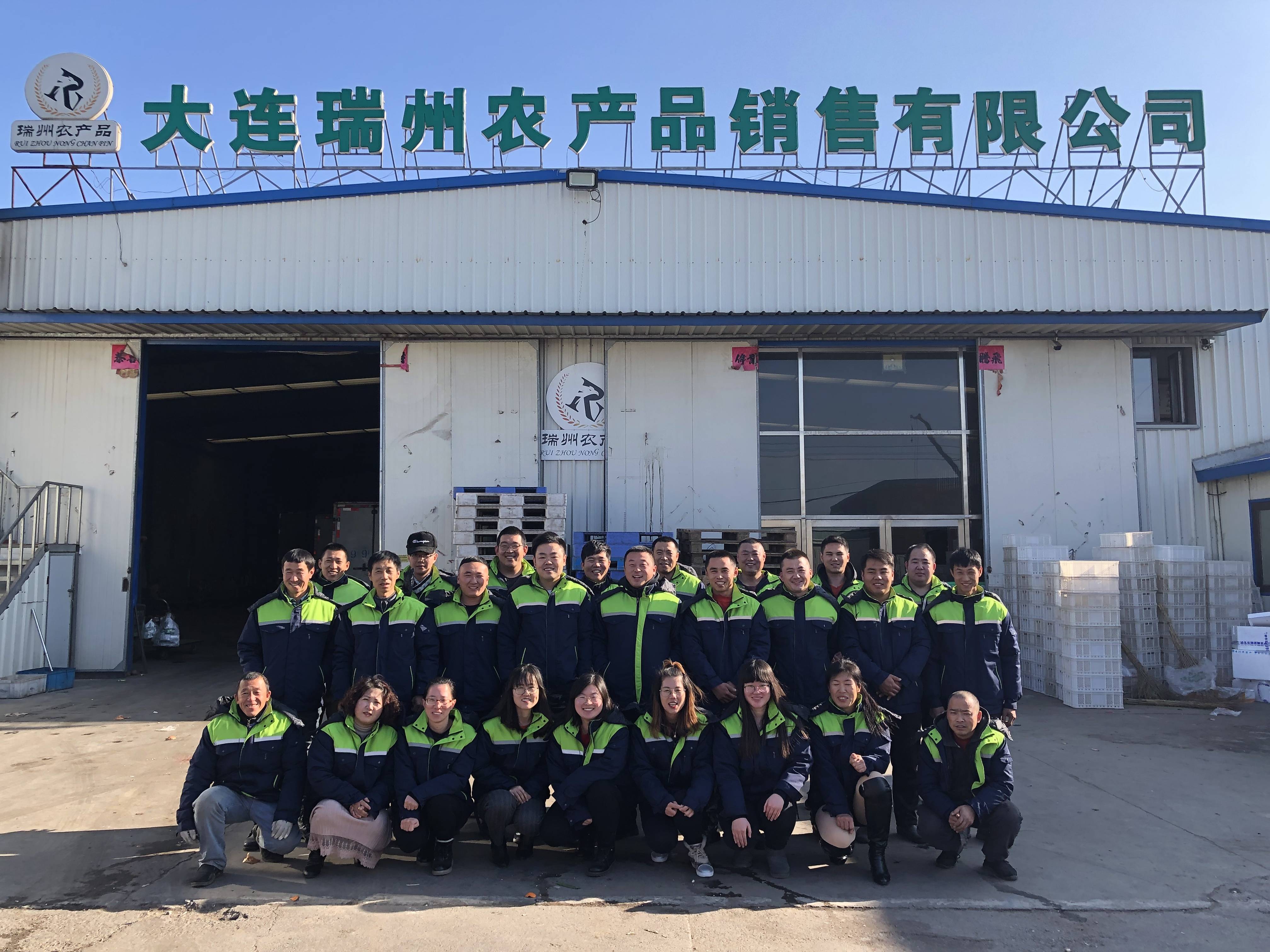 _展銷、簽約、洽談、直播精彩不斷 “石河子參展團(tuán)”火出了圈_展銷、簽約、洽談、直播精彩不斷 “石河子參展團(tuán)”火出了圈