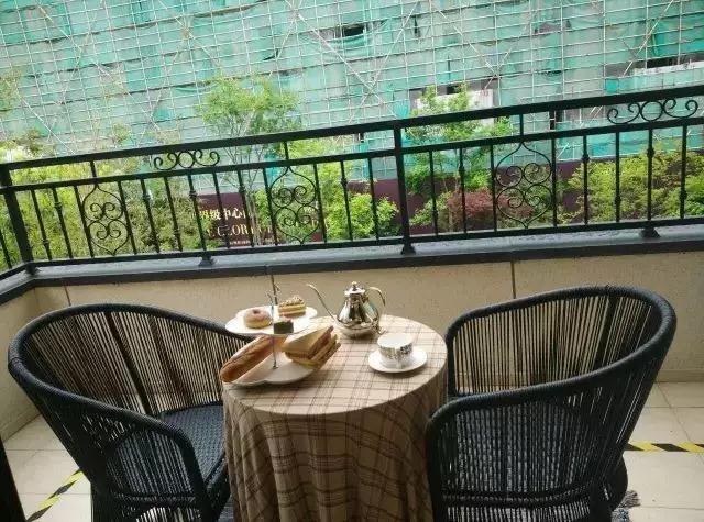 150㎡戶型四間朝南,一個(gè)創(chuàng)新的戶型,我不允許它有1㎡的浪費(fèi)。