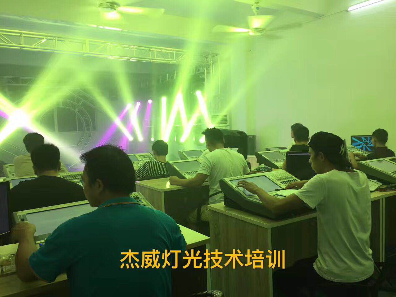 廈門(mén)燈光秀圖片_廈門(mén)燈光展館_廈門(mén)燈光設(shè)計(jì)公司