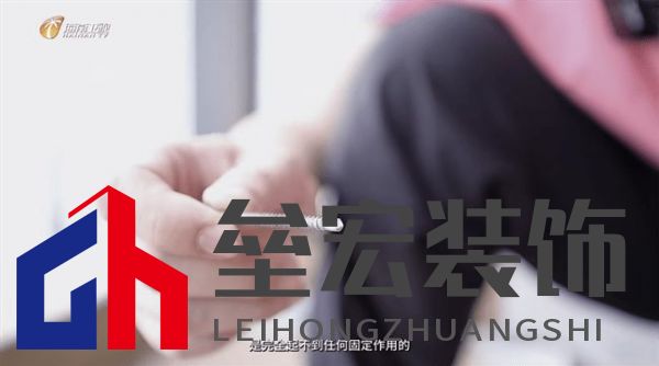 海南“摩羯”吹毀門窗造成千萬個(gè)破碎的家,是天災(zāi)還是“人禍”