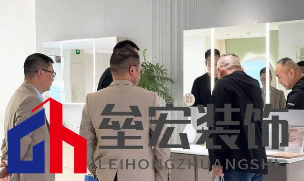 十大衛(wèi)浴品牌-鷹衛(wèi)?。簞?wù)實(shí)創(chuàng)新,共謀發(fā)展,全力開啟2025新征程!